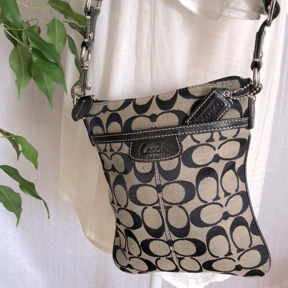 COACH black gray jacquard signature C top zip crossbody shoulder bag - Picture 1 of 16